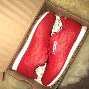 🔴 Reebok Classics🔴